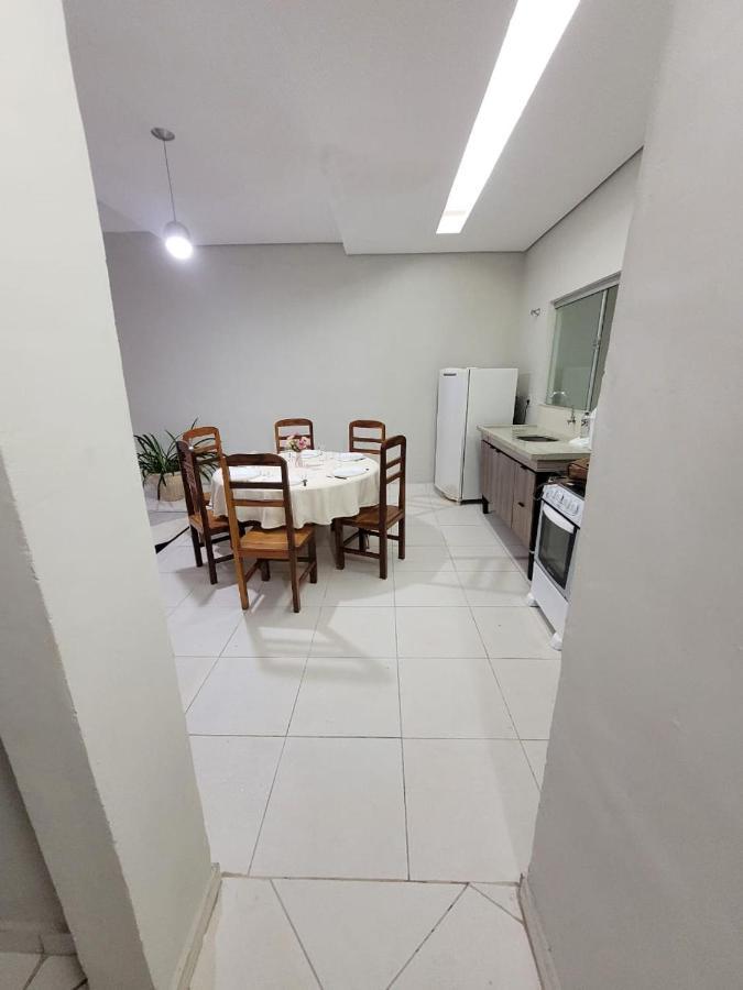 Sobrado 6 Amplo E Confortavel Em Condominio 科龙巴 外观 照片